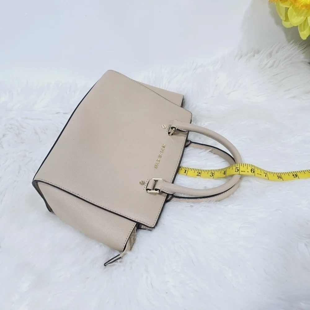 Michael Kors Selma medium saffiano